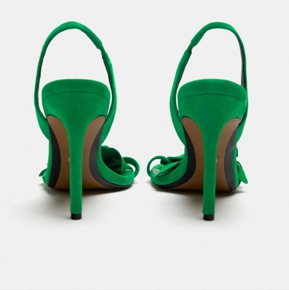 ❌️SOLD❌️LEATHER FLOWER GREEN SANDALS SIZE 6.5 - Picture 5 of 5